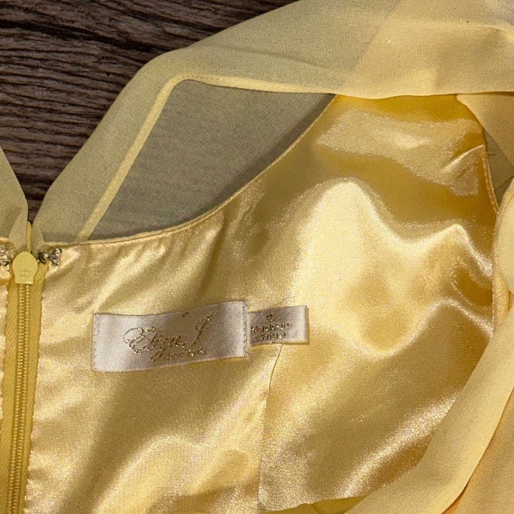 Eliza J Yellow Maxi Dress - Picture 5 of 8